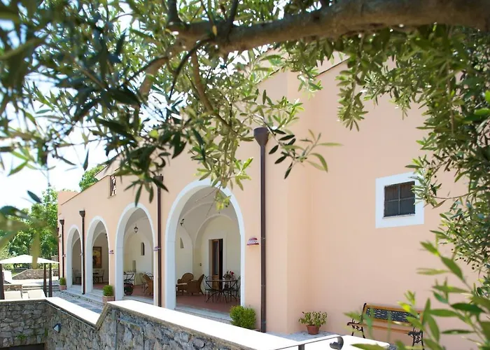 Portico Del Paradiso